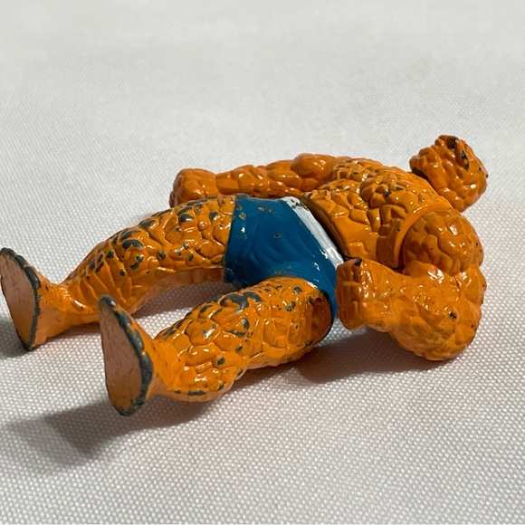 Vintage 1994 Marvel 3” die cast Fantastic Four The Thing posable figure some - Picture 4 of 5